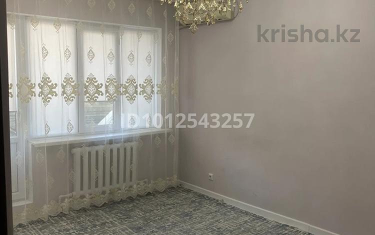 3-бөлмелі пәтер · 70 м² · 2/6 қабат, мкр Нурсая 64 — школа40, бағасы: 28 млн ₸ в Атырау — фото 2