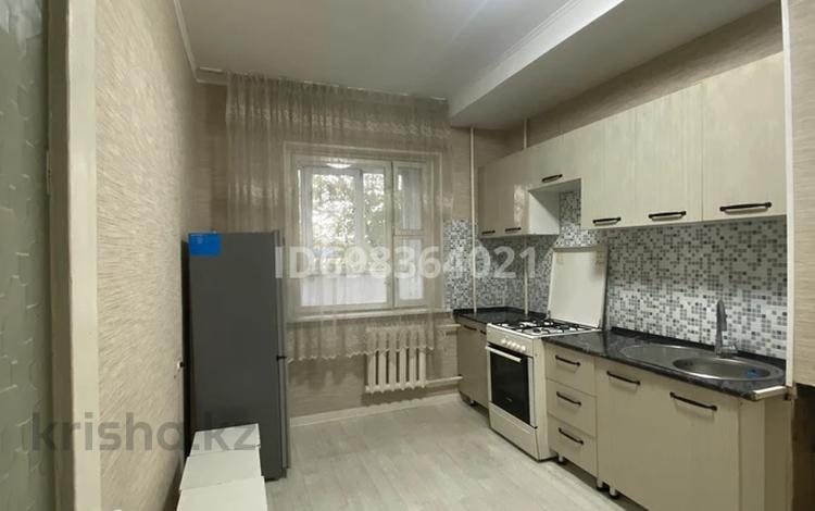 1-комнатная квартира, 38 м², 4/5 этаж помесячно, мкр Айнабулак-3 98