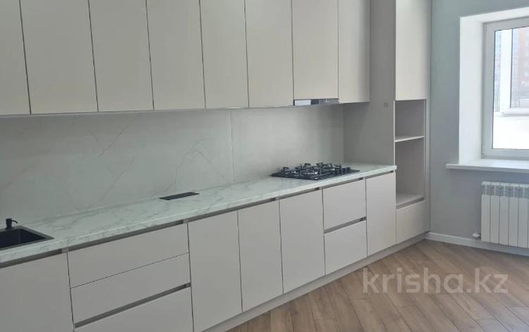 3-комнатная квартира · 111 м² · 2/9 этаж, мкр. Алтын орда за 50 млн ₸ в Актобе — фото 9