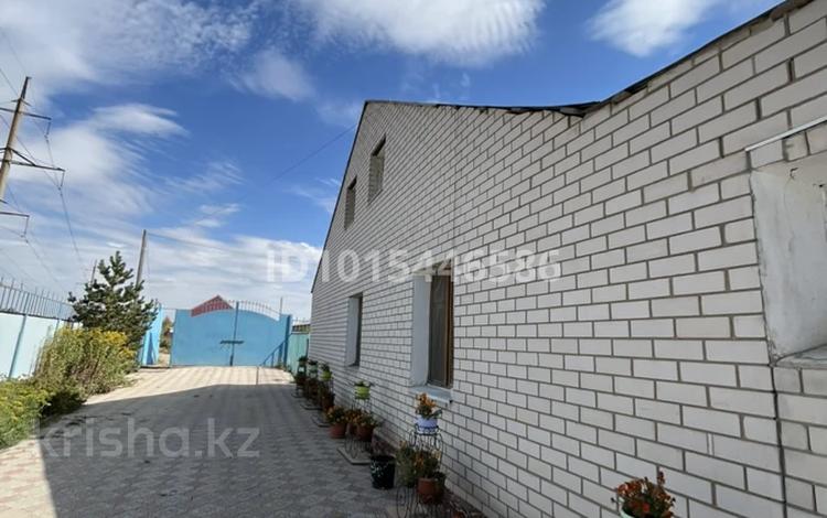 Жеке үй · 7 бөлме · 230 м² · 10 жүзд., Акжурек 2, бағасы: 32 млн ₸ в Актобе, жилой массив Заречный-1 — фото 2