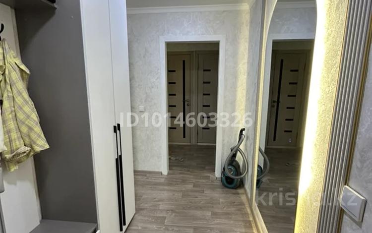 2-комнатная квартира · 53 м² · 3/5 этаж, Пришахтинск, Металлистов 34 за 21 млн ₸ в Караганде, Алихана Бокейханова р-н — фото 2