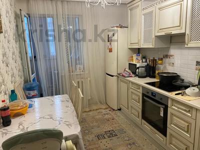 3-бөлмелі пәтер · 70 м² · 12/12 қабат · ай сайын, Сыганак 14, бағасы: 250 000 〒 в Астане, Нура р-н