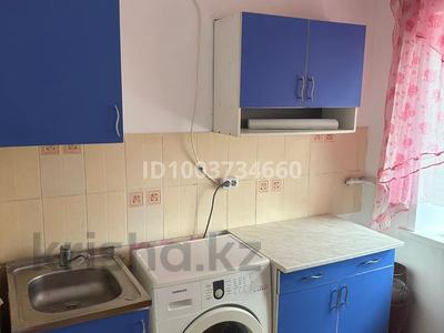 1-комнатная квартира · 32 м² · 5/5 этаж, Майкудук, 12й микрорайон 13 — Рынок Гарник за 100 000 〒 в Караганде, Алихана Бокейханова р-н