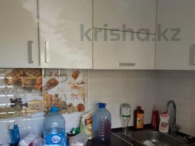 3-комнатная квартира · 58 м² · 2/5 этаж, мкр №8 85 за 33 млн 〒 в Алматы, Ауэзовский р-н