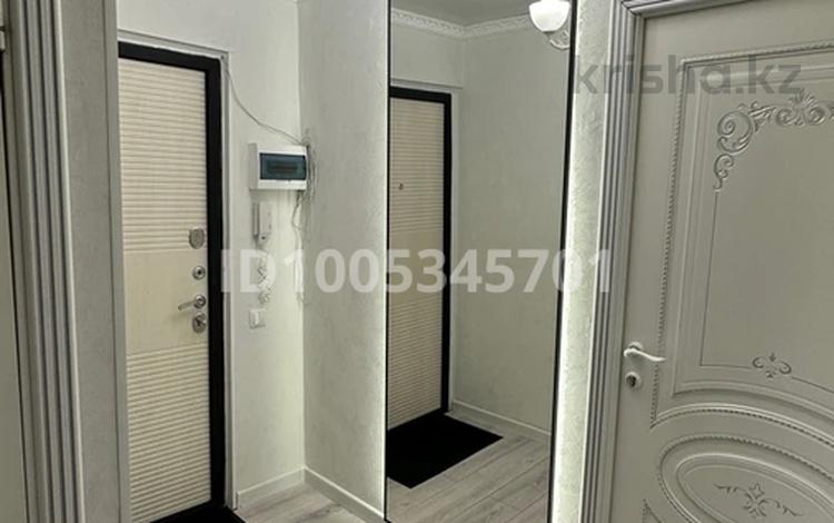 2-бөлмелі пәтер · 52 м² · 5/5 қабат, 16-й микрорайон, 16-й микрорайон 13, бағасы: 21 млн ₸ в Шымкенте, Аль-Фарабийский р-н — фото 2