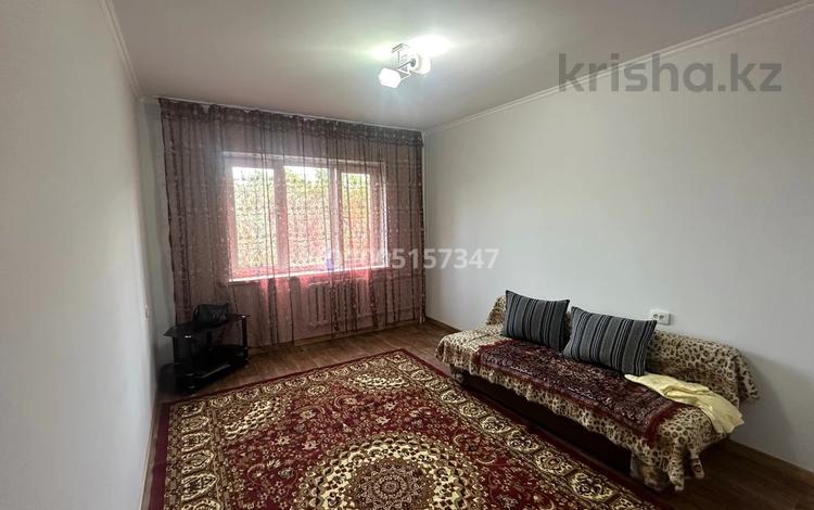 1-бөлмелі пәтер · 39 м² · 4/9 қабат, мкр Аксай-3 25а — Момышулы - Кабдолова, бағасы: 200 000 ₸ в Алматы, Ауэзовский р-н — фото 2
