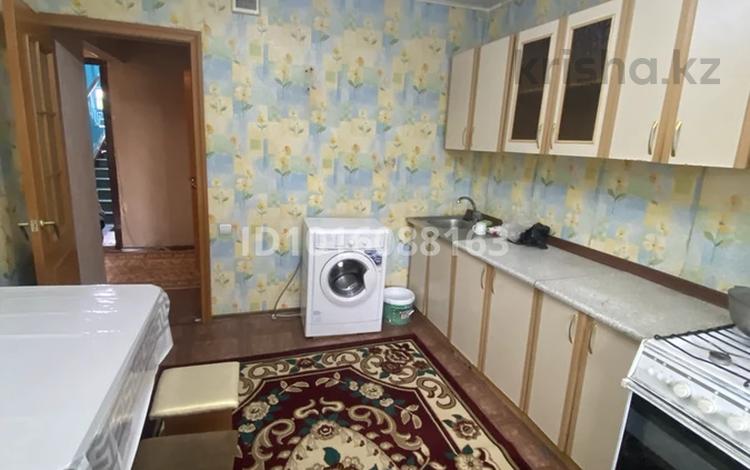 2-комнатная квартира · 47 м² · 3/5 этаж, мкр №6 59 — Абая за 200 000 ₸ в Алматы, Ауэзовский р-н — фото 2