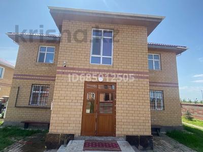 Отдельный дом · 7 комнат · 350 м², Басықара Батыр 20/6Б — С888 д2 за 600 000 〒 в Астане, Сарыарка р-н