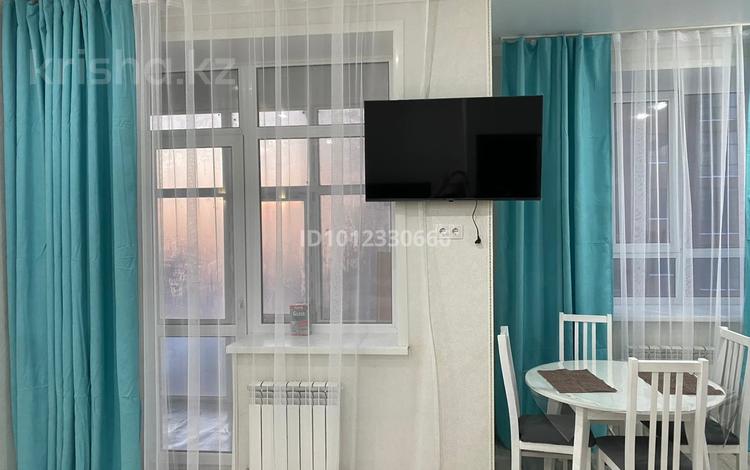 1-бөлмелі пәтер · 43 м² · 4/10 қабат, ул. Сабита Муканова 47/3, бағасы: 27 млн ₸ в Караганде — фото 2