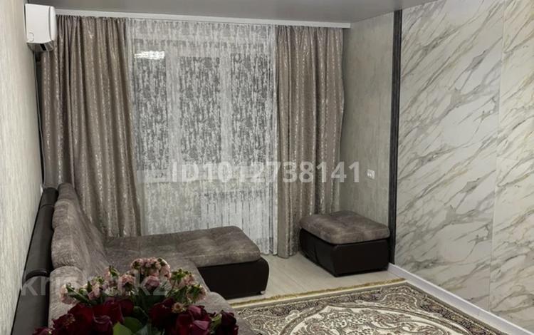 3-бөлмелі пәтер · 50 м² · 1/5 қабат, мкр Юго-Восток, Пр.Республики 34, бағасы: 18.5 млн ₸ в Караганде, Казыбек би р-н — фото 12