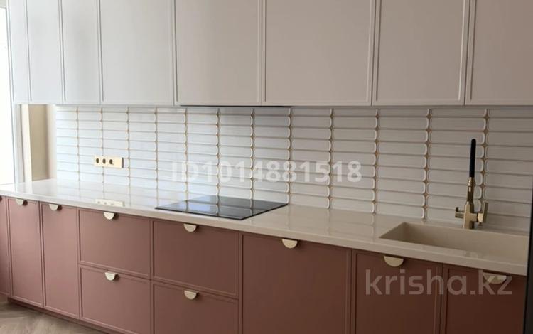 3-комнатная квартира · 82.6 м² · 8/17 этаж, Туран 52/4 за 73 млн ₸ в Астане, Есильский р-н — фото 2