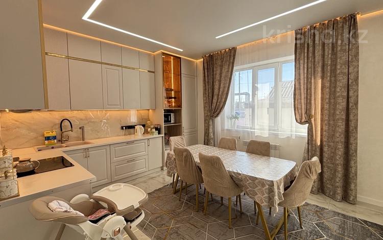 Отдельный дом · 5 комнат · 200 м² · 10 сот., Конаева 64 за 107 млн ₸ в Косшы — фото 2