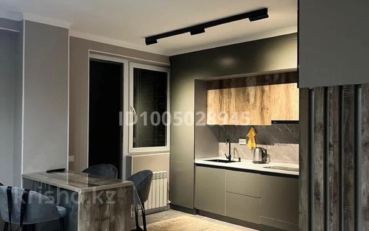 2-бөлмелі пәтер · 60 м² · 5 қабат, мкр Нурсат — На пересечение улиц Арғынбекова -Еримбетова, бағасы: 300 000 ₸ в Шымкенте, Каратауский р-н — фото 6