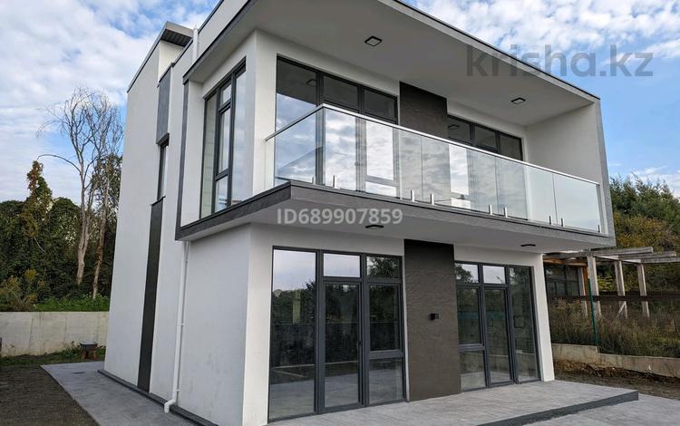 Отдельный дом · 5 комнат · 199 м² · 5 сот., Пермская 36А/4 — С.Черешня Пермская-Владимирская за 137.9 млн 〒 в Сочи — фото 2