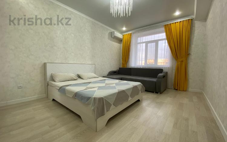 1-комнатная квартира · 50 м², мкр. Алтын орда, Манлилик ел 21 за 9 500 〒 в Актобе — фото 5