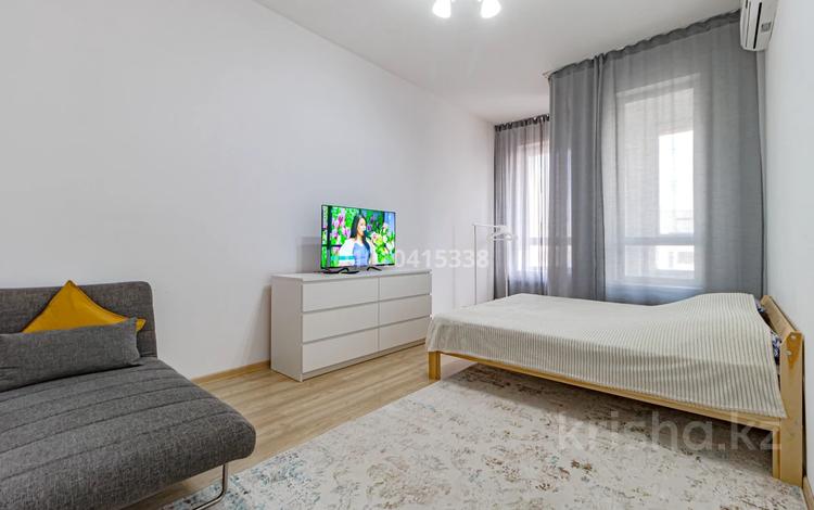 1-комнатная квартира · 38 м² · 7/7 этаж, Кабанбай батыра 60/17 за 17 000 ₸ в Астане, Есильский р-н — фото 3