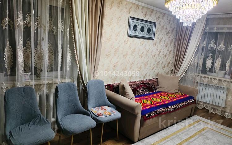 2-комнатная квартира · 50 м² · 3/9 этаж, Майкудук, Майкудук, 11а микрорайон 24 за 13 млн ₸ в Караганде, Алихана Бокейханова р-н — фото 2