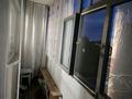2-комнатная квартира · 50 м² · 3/9 этаж, Майкудук, Майкудук, 11а микрорайон 24 за 13 млн ₸ в Караганде, Алихана Бокейханова р-н — фото 7