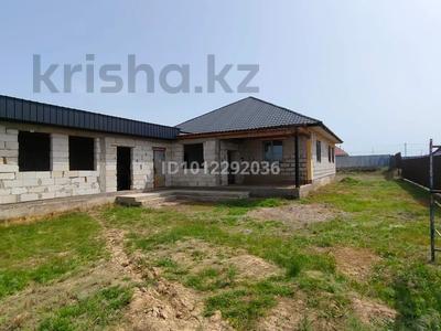 Отдельный дом · 5 комнат · 226 м² · 10 сот., Бұхар жырау 262 — Карасайский р-н,Елтайский с/о.с.Исаево за 26.5 млн ₸