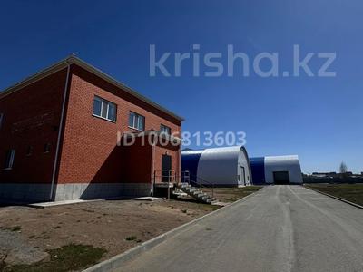 Еркін, кеңселер, қоймалар · 6700 м², бағасы: 350 млн ₸ в Актобе