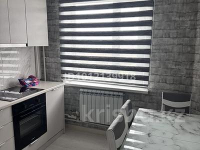 2-бөлмелі пәтер · 48 м² · 10/12 қабат, Просп. Нуркена Абдирова 16/2, бағасы: 250 000 ₸ в Караганде
