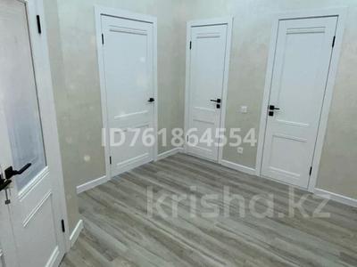 Пәтерлер в Актюбинской обл.: 2-бөлмелі пәтер · 58 м² · 4/10 қабат, мкр. Алтын орда, Мкр. Батыс-2 5 Е, бағасы: 22.2 млн 〒 2-бөлмелі пәтер · 58 м² · 4/10 қабат, мкр. Алтын орда, Мкр. Батыс-2 5 Е, бағасы: 22.2 млн 〒 в Актобе