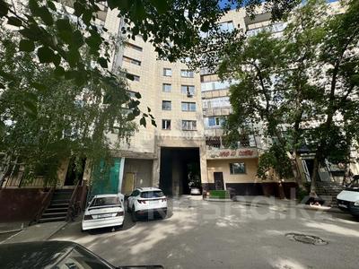 Еркін, кеңселер, дүкендер мен бутиктер, қоғамдық тамақтану орны, сұлулық салондары, фитнес және спорт, медорталықтар мен дәріханалар, білім орталықтары, ойын-сауық, конференц-залдар, кабинеттер және жұмыс орындары, студиялар · 78 м², бағасы: 220 000 ₸ в Караганде, Казыбек би р-н