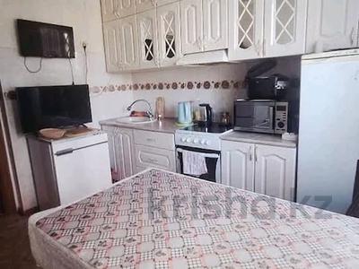 3-комнатная квартира · 63 м² · 2/5 этаж, Майкудук, мкр Голубые пруды — восток 5 за 25 млн ₸ в Караганде, Алихана Бокейханова р-н