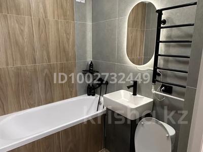 1-бөлмелі пәтер · 32 м² · 2/5 қабат, Момышулы 11 — бульвар, бағасы: 15 000 〒 в Жезказгане