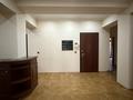 4-бөлмелі пәтер · 200 м² · 2/5 қабат, мкр Самал-2 12, бағасы: 1 млн ₸ в Алматы, Медеуский р-н — фото 17