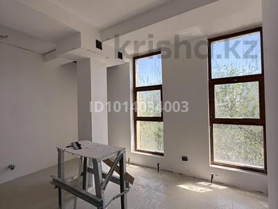 Свободное назначение, офисы · 18 м² за 280 000 ₸ в Алматы, Бостандыкский р-н