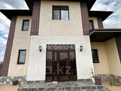 Жеке үй • 6 бөлмелер • 277 м² • 13 сот., Махмут Кашкари 52, бағасы: 58 млн 〒 в Косшы