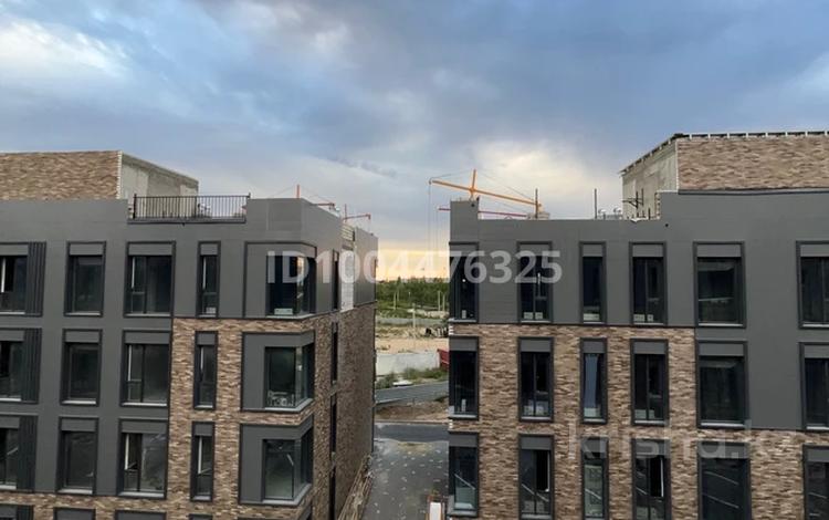 3-комнатная квартира · 90.2 м² · 4/4 этаж, мкр Ак Шагала, Тулепова за 49.9 млн 〒 в Атырау — фото 12