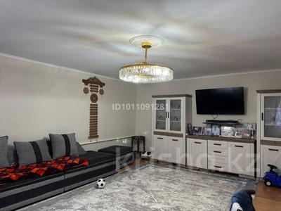 Жеке үй · 6 бөлме · 240 м² · 10 жүзд., улица Алимкулова 1А — Жангозина, бағасы: 70 млн ₸ в Каскелене