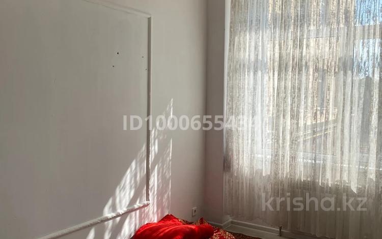 1-бөлмелі пәтер · 29.9 м² · 2/5 қабат, Абылай хан 48а 48А — Аблайхан, бағасы: 18 млн ₸ в Каскелене — фото 2