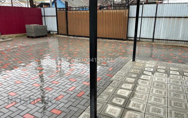 Жеке үй · 3 бөлме · 82 м² · 9 жүзд., Центральная, бағасы: 35 млн ₸ в Алматы, Алатауский р-н — фото 2