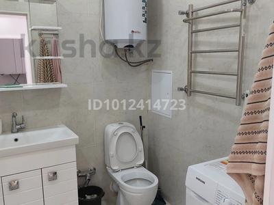 2-комнатная квартира · 71 м² · 7/9 этаж, 17-й мкр. 95 за 230 000 〒 в Актау, 18-й мкр 