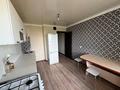 1-комнатная квартира · 46 м² · 6/10 этаж, мкр Кунаева — Кунаева за 160 000 ₸ в Уральске — фото 4