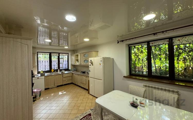 Отдельный дом · 7 комнат · 260 м² · 11 сот., Тайманова 46 за 76 млн 〒 в Актобе, жилой массив Юго-Запад-1 — фото 2