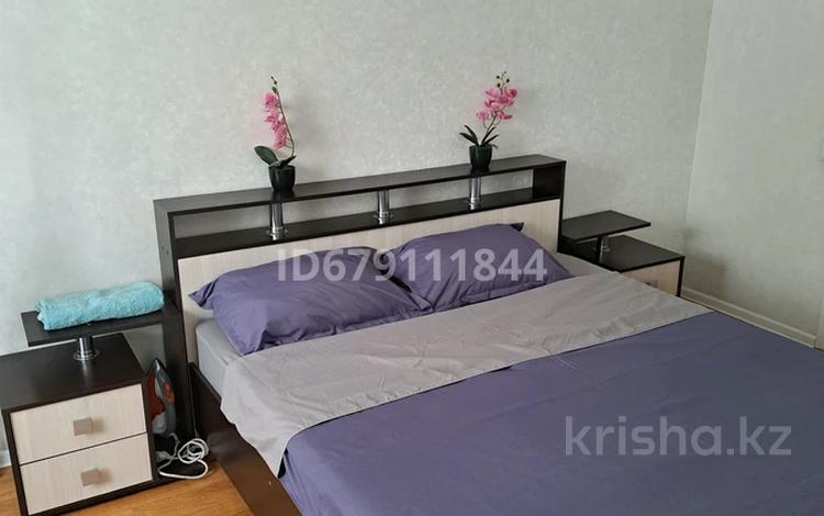 2-бөлмелі пәтер · 45 м² · 2/5 қабат, Казахстан 92 — Центральный рынок, бағасы: 15 000 ₸ в Усть-Каменогорске — фото 13