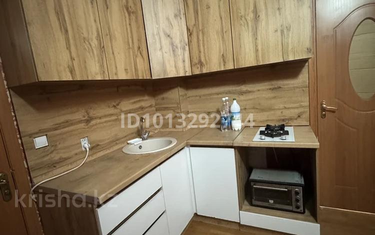 2-бөлмелі пәтер · 40 м², мкр Аксай-4 39 — Момышұлы-жубанова, бағасы: 250 000 ₸ в Алматы, Ауэзовский р-н — фото 2