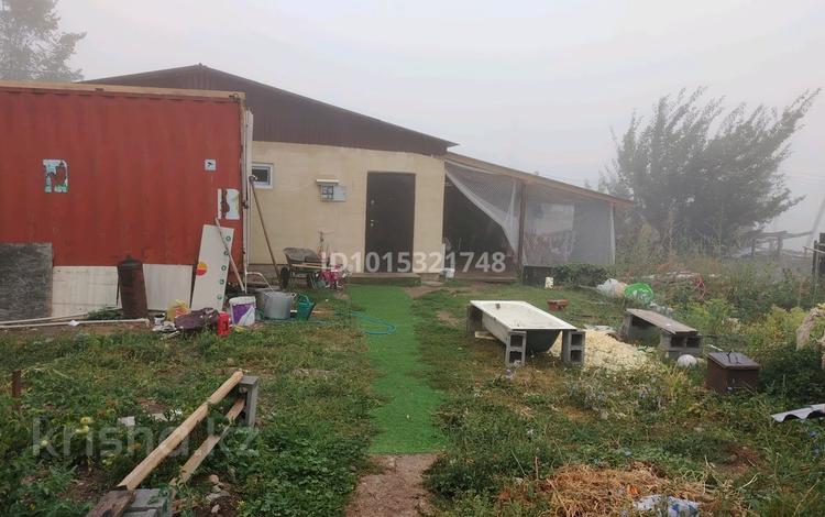 Отдельный дом · 2 комнаты · 56 м² · 8 сот., Кокшокы 3 А за 350 000 ₸ в Алматы, Бостандыкский р-н — фото 2