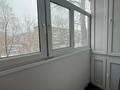 2-комнатная квартира, 48.5 м², 2/5 этаж, Пришахтинск, 22й микрорайон 8 за 13 млн 〒 в Караганде, Алихана Бокейханова р-н — фото 4