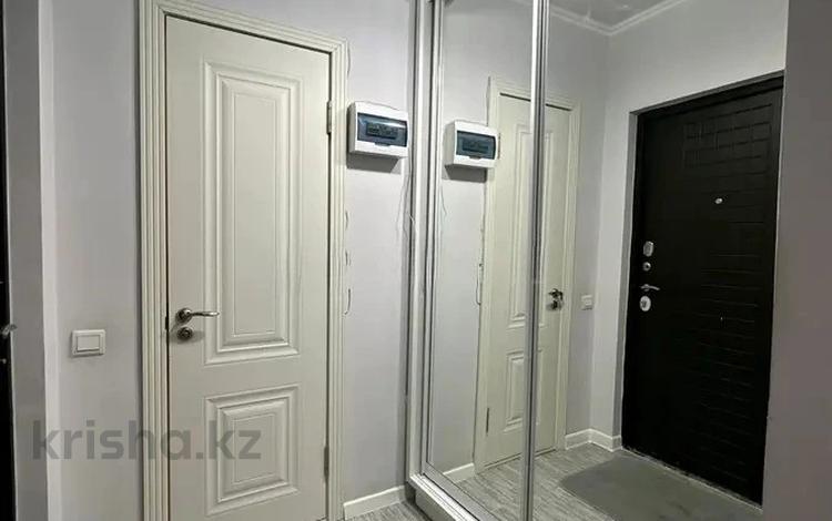 2-бөлмелі пәтер · 41.2 м² · 6/9 қабат, мкр Аксай-5, мкр Аксай, Б. Момышулы 25, бағасы: 31.5 млн ₸ в Алматы, Ауэзовский р-н — фото 2