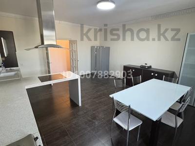 2-бөлмелі пәтер · 80 м² · 9/10 қабат, Сарайшык 38, бағасы: 34 млн 〒 в Астане, Есильский р-н