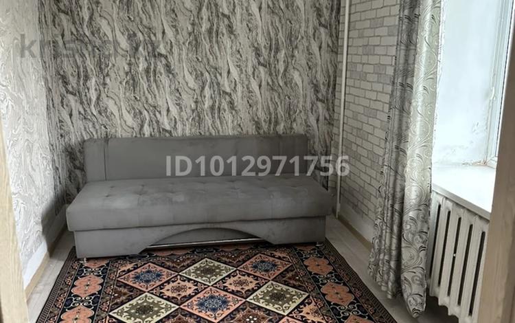 3-комнатная квартира · 62 м² · 3/5 этаж, Академика Сатпаева 40 за 250 000 ₸ в Павлодаре — фото 2