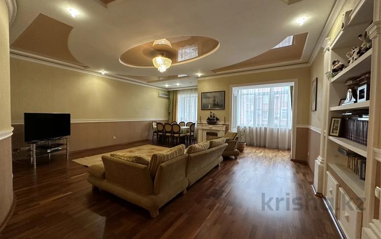 3-комнатная квартира · 135 м² · 4/5 этаж, С.Ескаалиева 301 за 46 млн ₸ в Уральске — фото 6