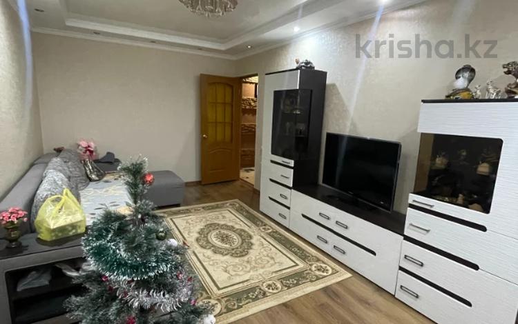 3-комнатная квартира · 72 м² · 3/5 этаж, мкр 8, Братьев Жубановых за 21.8 млн ₸ в Актобе — фото 7