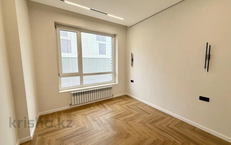 2-бөлмелі пәтер · 37 м² · 5/12 қабат, Байтурсынова 30, бағасы: 29 млн ₸ в Астане, Сарайшык р-н — фото 2