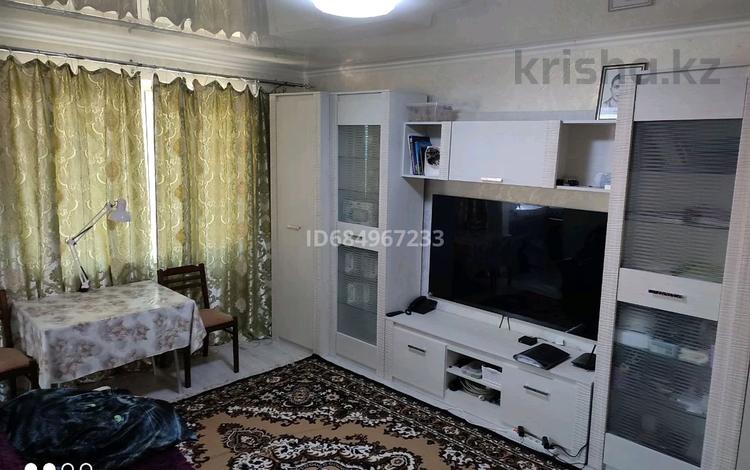2-бөлмелі пәтер · 34.4 м² · 2/2 қабат, Отеген батыра 2 — Супермаркеты и Аллея славы, бағасы: 10.5 млн ₸ в Таразе — фото 2